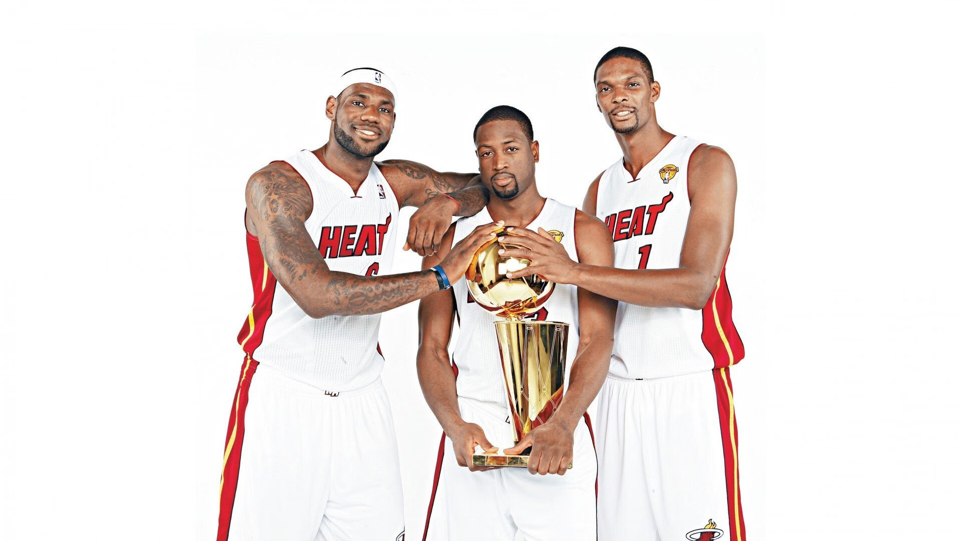 节奏的统治者，霍勒迪在沪美焦点战中接管比赛，快船式掌控如何击穿上海队的防线