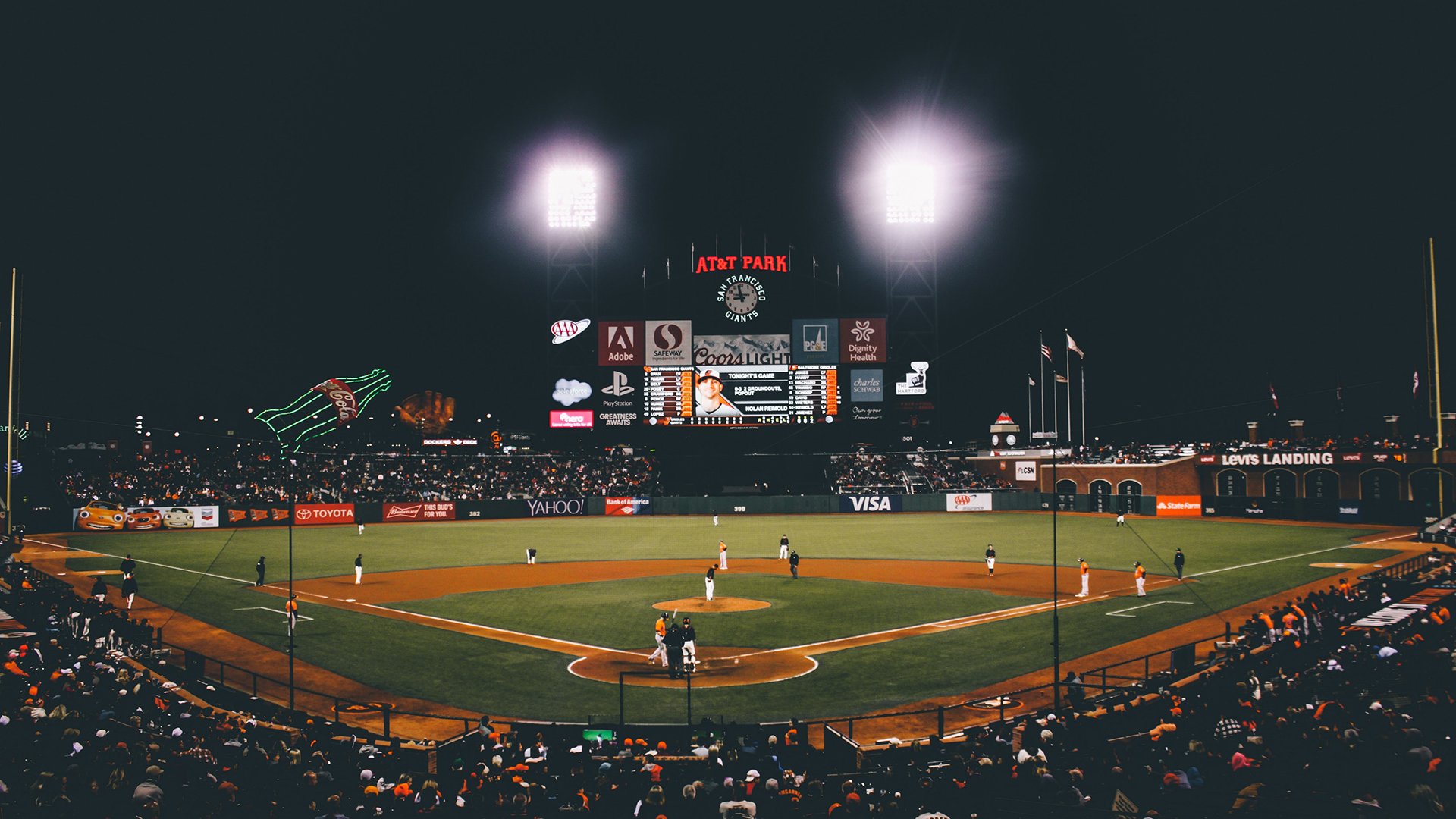 逆转乾坤,迈凯伦如何以塞恩斯之剑刺穿雷诺堡垒
